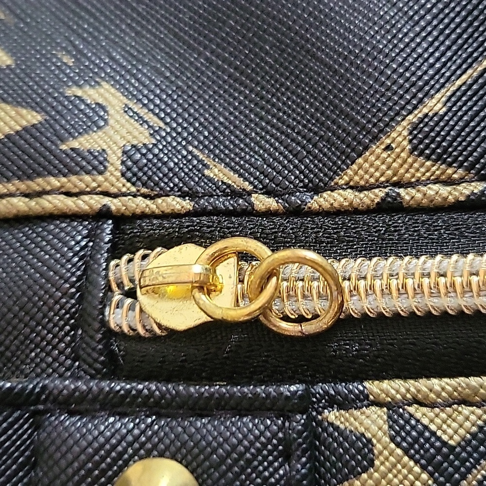 MK SADY leather Tote - Picture 4 of 11